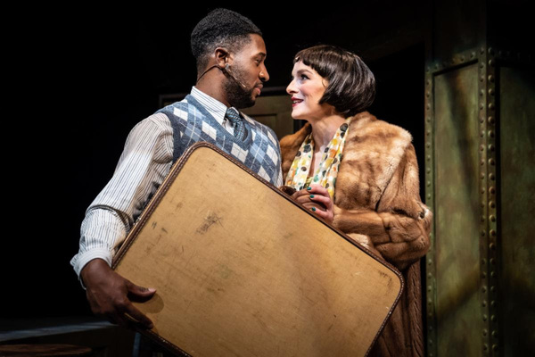 Photos: First Look At CABARET At Porchlight Music Theatre, Now Extended Through March 5 Image