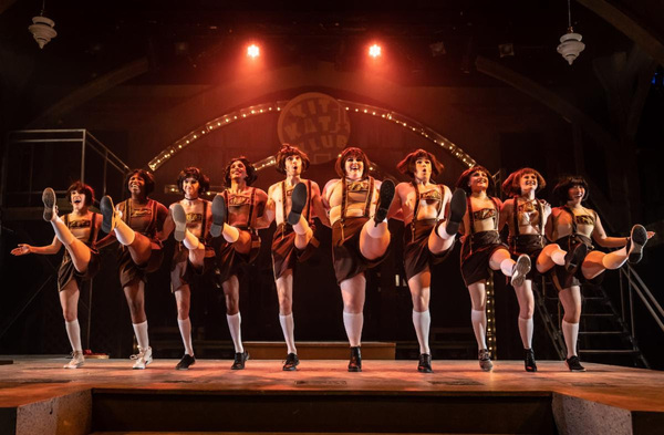 Photos: First Look At CABARET At Porchlight Music Theatre, Now Extended Through March 5 Image