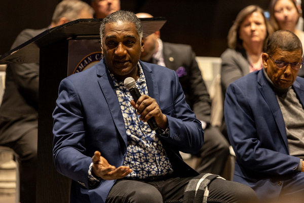 Norm Lewis and Eugene Lee. Photo