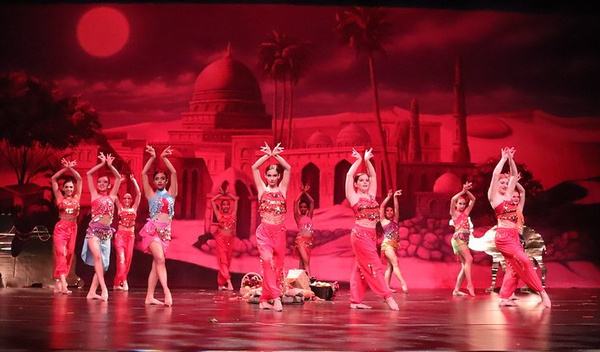Photos: First Look at Redondo Ballet's SNOW QUEEN Image