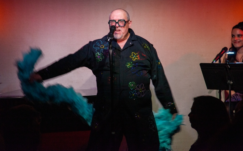 Review: John Burns Makes 'Em Laugh at Don't Tell Mama With SOCK IT TO ME! Image