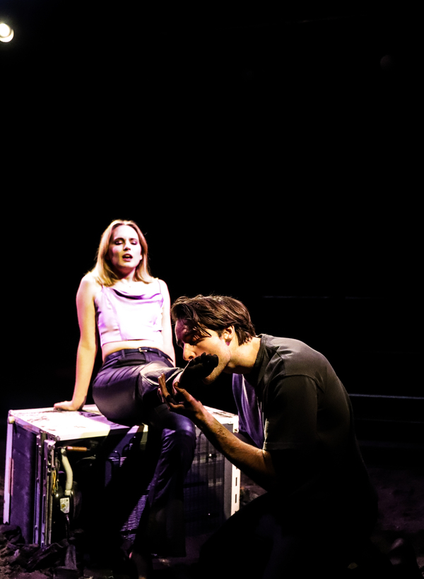 Photos: First Look at SMOKE at Southwark Playhouse Image