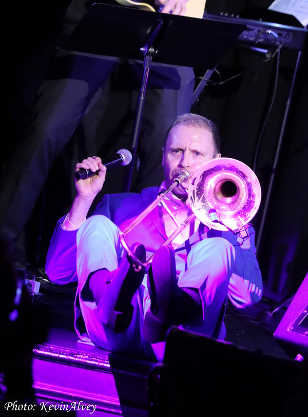Photos: Jonathan Arons 'In The Horn Show' Triad Theater Image