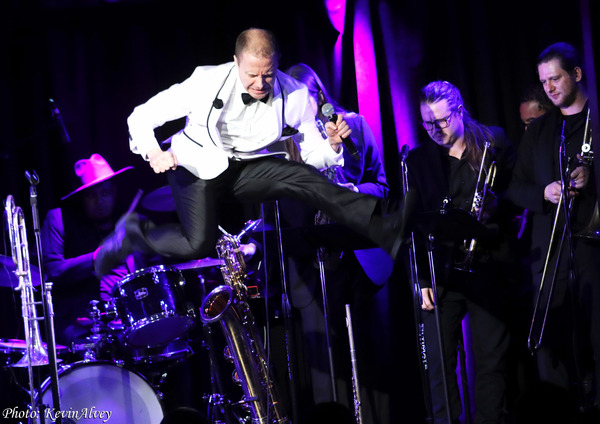 Photos: Jonathan Arons 'In The Horn Show' Triad Theater Image