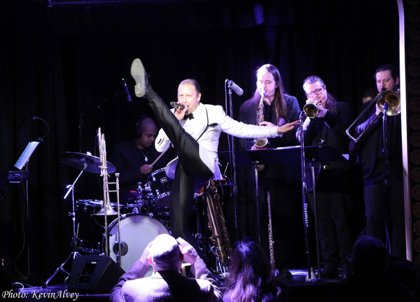 Photos: Jonathan Arons 'In The Horn Show' Triad Theater Image