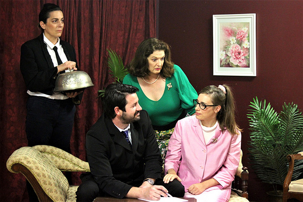 Photos: First Look at Neil Simon's PLAZA SUITE at Melville Theatre 