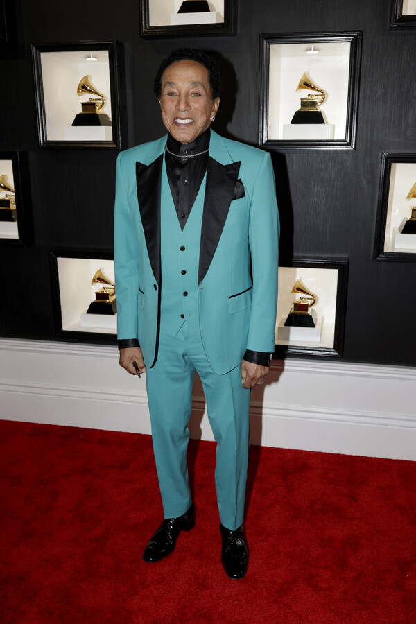 Photos: Inside the 65th GRAMMY Awards With Adele, Beyoncé, Taylor Swift & More Image