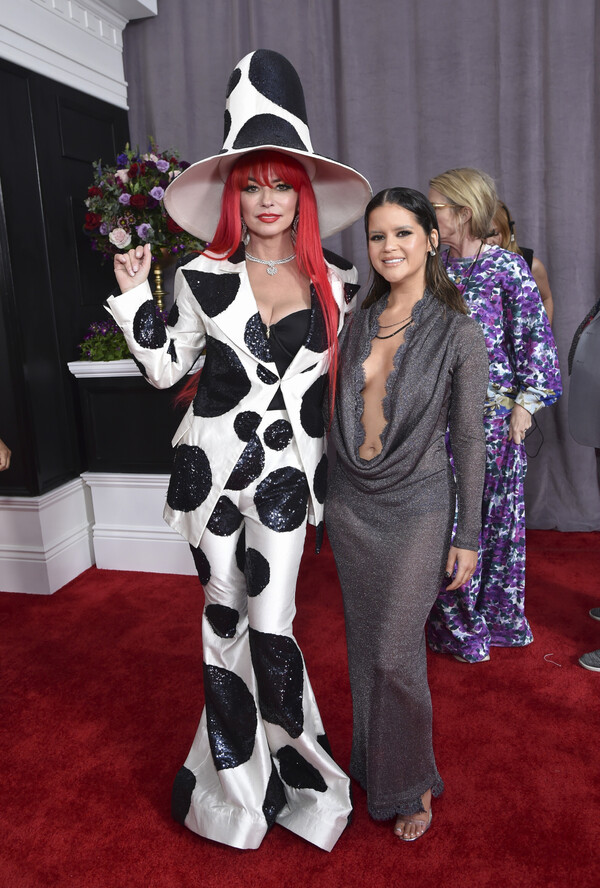 Photos: Inside the 65th GRAMMY Awards With Adele, Beyoncé, Taylor Swift & More Image