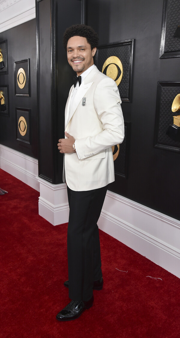Photos: Inside the 65th GRAMMY Awards With Adele, Beyoncé, Taylor Swift & More Image