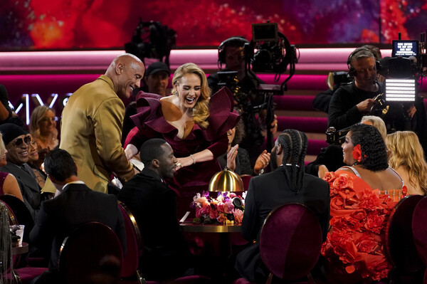 Photos: Inside the 65th GRAMMY Awards With Adele, Beyoncé, Taylor Swift & More Image