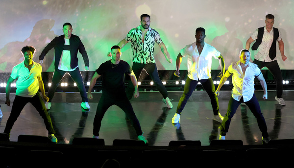 Photos: MAGIC MIKE LIVE Hosts MAGIC MIKE'S LAST DACE Premiere Image