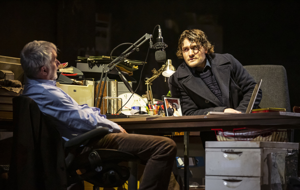 Photos: First Look at the UK Tour of WHEN DARKNESS FALLS Image