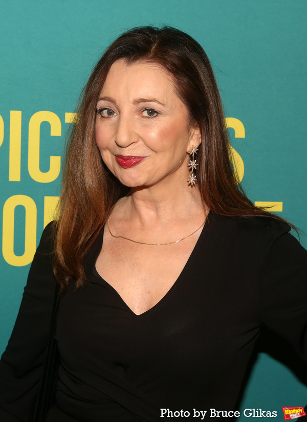 Photos: On the Red Carpet for PICTURES FROM HOME Opening Night Image