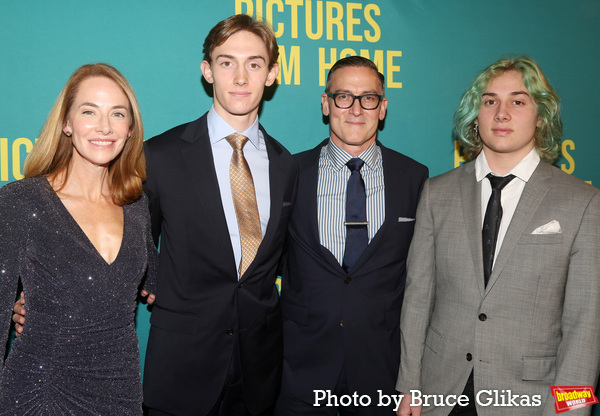 Photos: On the Red Carpet for PICTURES FROM HOME Opening Night Image