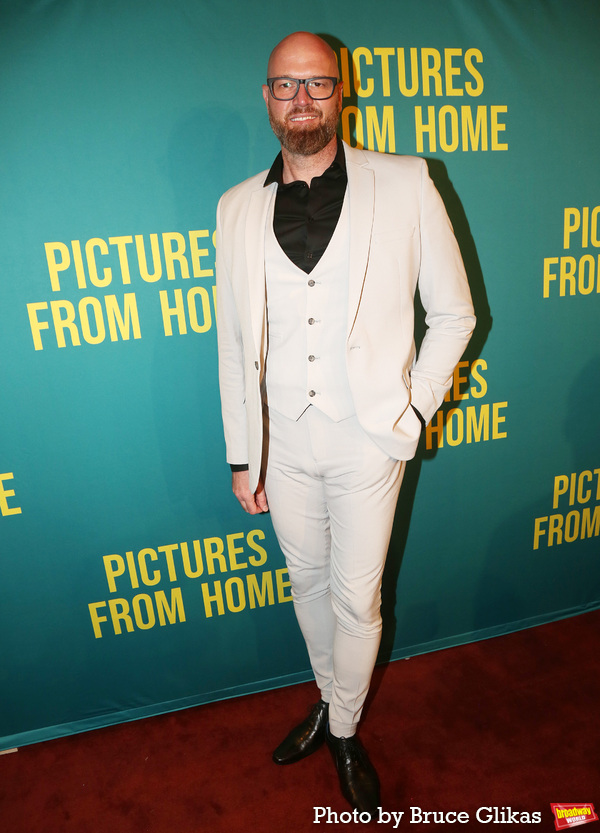 Photos: On the Red Carpet for PICTURES FROM HOME Opening Night Image