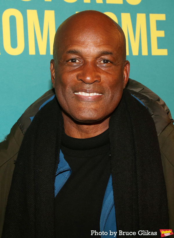 Photos: On the Red Carpet for PICTURES FROM HOME Opening Night Image