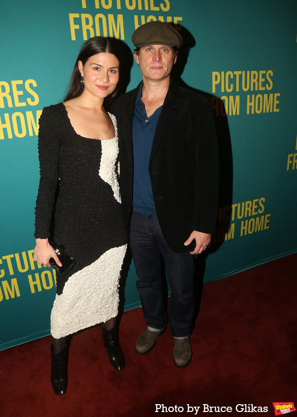 Photos: On the Red Carpet for PICTURES FROM HOME Opening Night Image