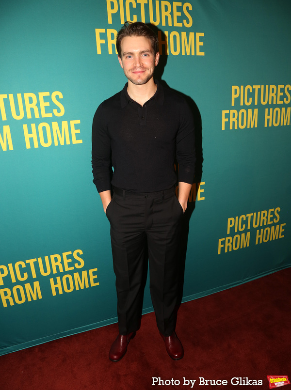 Photos: On the Red Carpet for PICTURES FROM HOME Opening Night Image