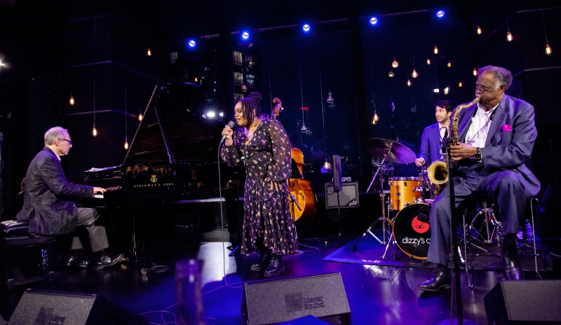 Review: BEWITCHED, BOTHERED, AND RODGERS AND HART at Dizzy's Club Keeps SONGBOOK SUNDAYS On A High Note Image