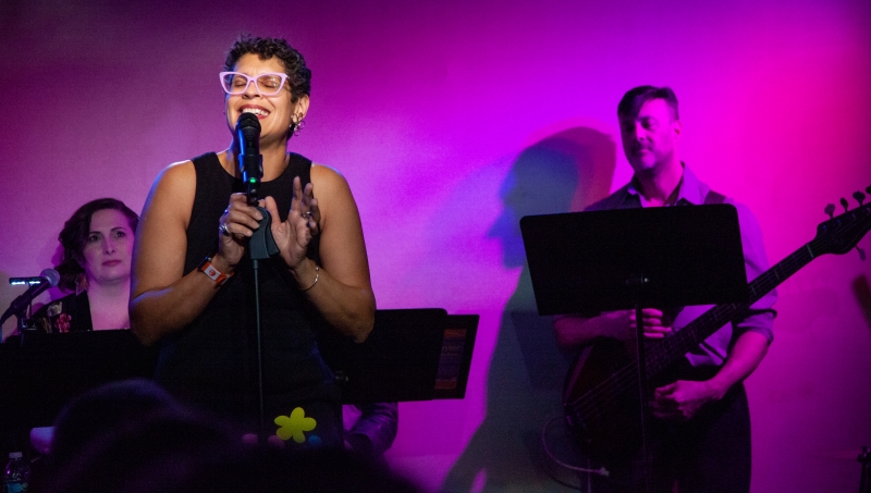 Review: Alex de Suze Brightens Don't Tell Mama With LATE BLOOMER Image
