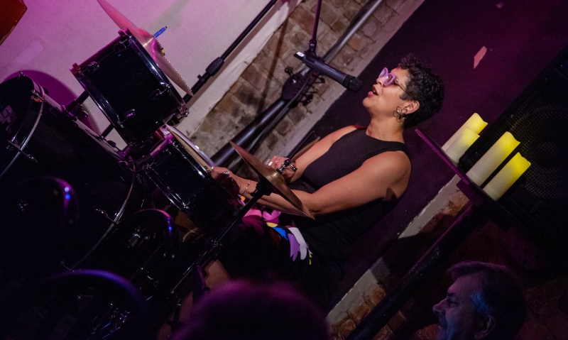 Review: Alex de Suze Brightens Don't Tell Mama With LATE BLOOMER Image