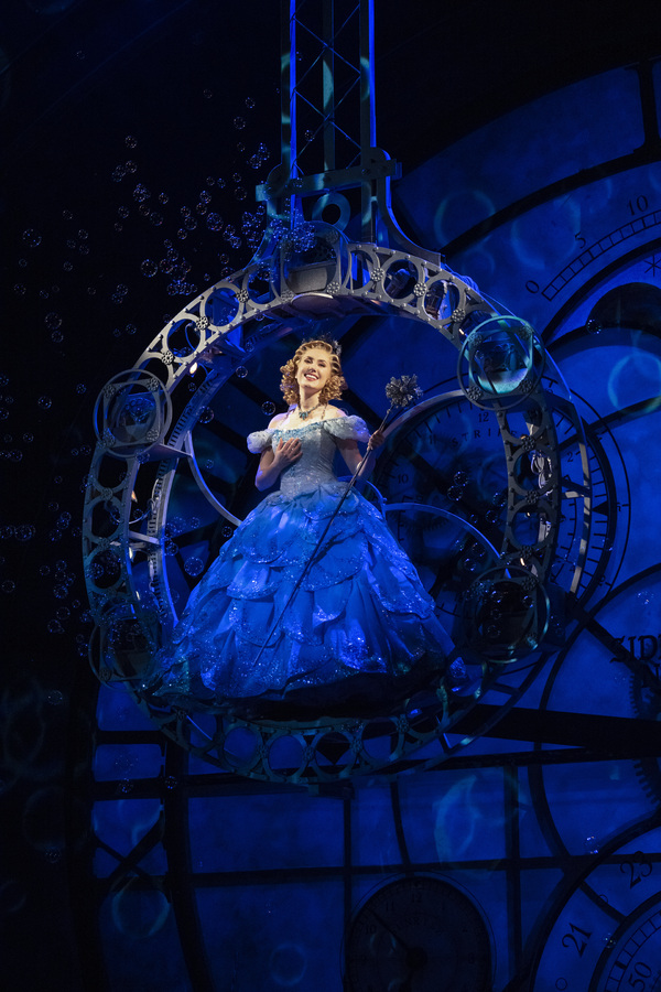 Photo: Get a First Look at McKenzie Kurtz as Glinda in WICKED Image