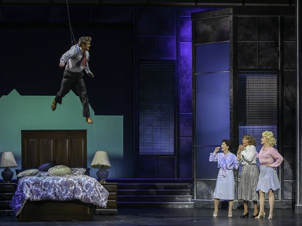 Photos: First Look at 9 TO 5, THE MUSICAL at Musical Theatre West Image