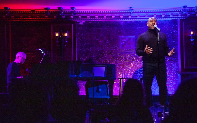 Review: Romance And The Silky Voice Of ALTON FITZGERALD WHITE Were In The Air For A VALENTINE'S CELEBRATION At 54 Below Image