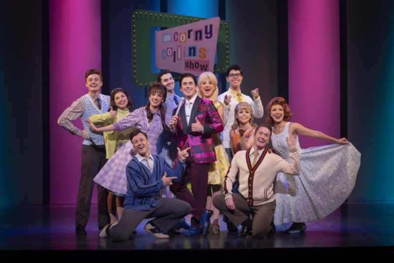 REVIEW: HAIRSPRAY Is Bright, Uplifting and Heartwarming As It Shares Its Message Of Inclusion And Never Giving Up On Your Dreams Image