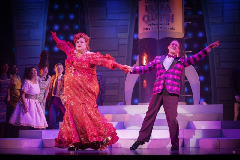 REVIEW: HAIRSPRAY Is Bright, Uplifting and Heartwarming As It Shares Its Message Of Inclusion And Never Giving Up On Your Dreams Image