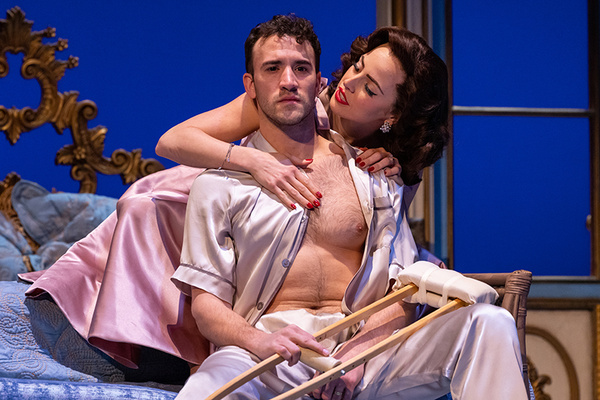 Photos: First Look At CAT ON A HOT TIN ROOF At Walnut Street Theatre Image