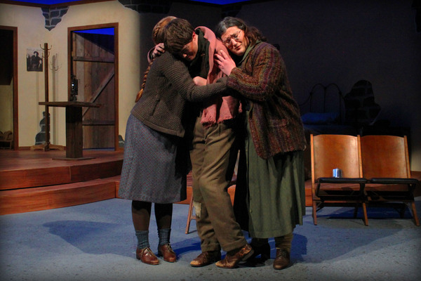 Photos: First Look at THE CRIPPLE OF INISHMAAN at Theatre Wesleyan 