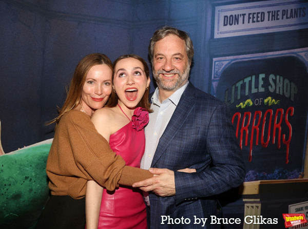 Leslie Mann, Maude Apatow and Judd Apatow Photo