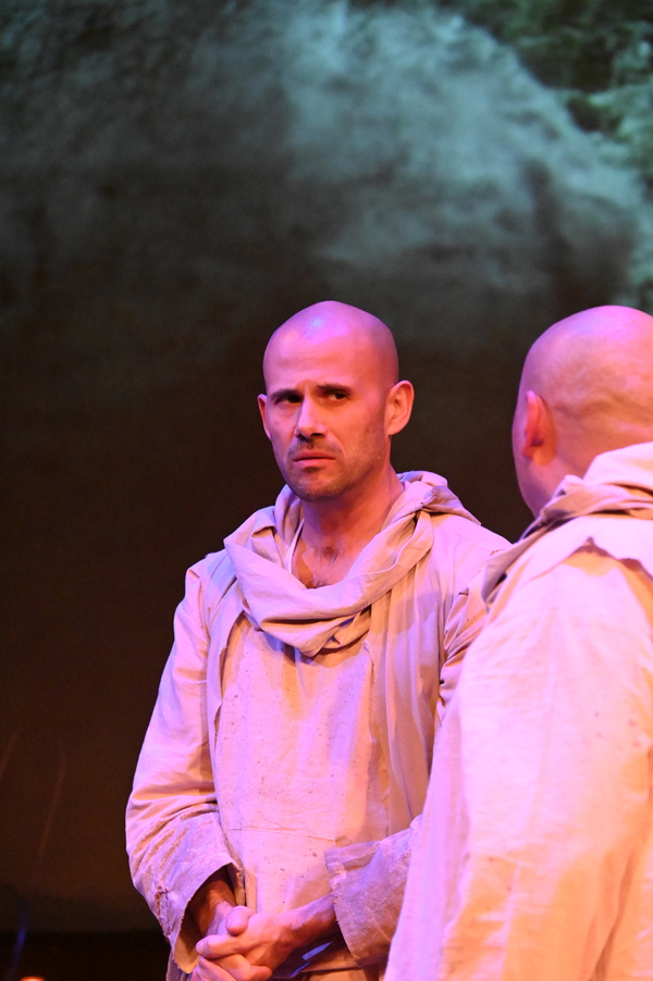 Photos: First Look At THE TRAVELERS At The Magic Theatre Image