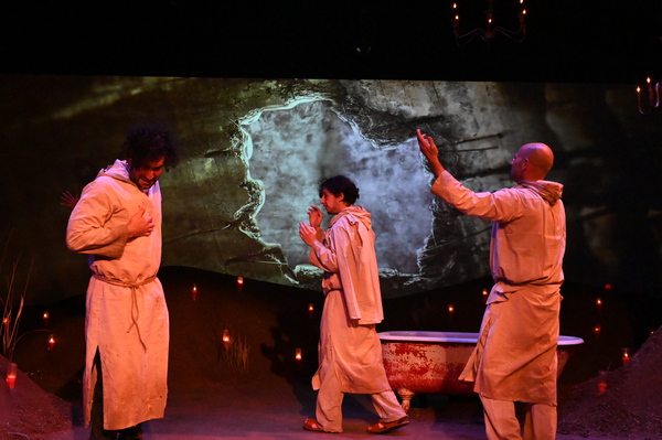 Photos: First Look At THE TRAVELERS At The Magic Theatre Image
