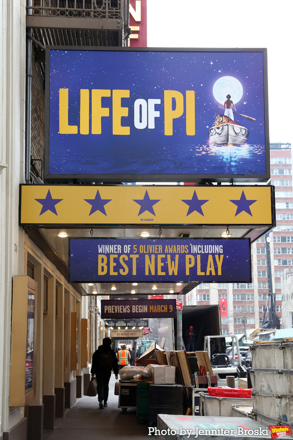 Up on the Marquee: LIFE OF PI Image