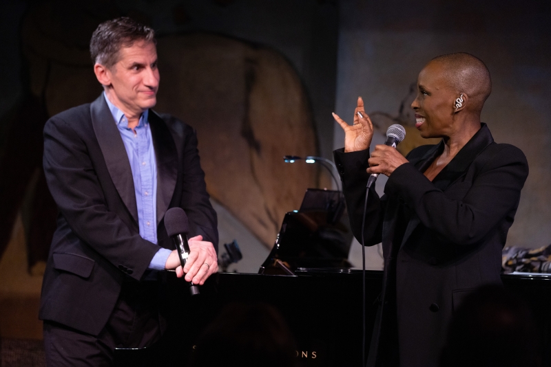 Review: SETH RUDETSKY Shares His “Dreamgirls” Obsession at Café Carlyle Image
