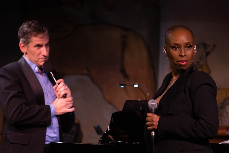Review: SETH RUDETSKY Shares His “Dreamgirls” Obsession at Café Carlyle Image