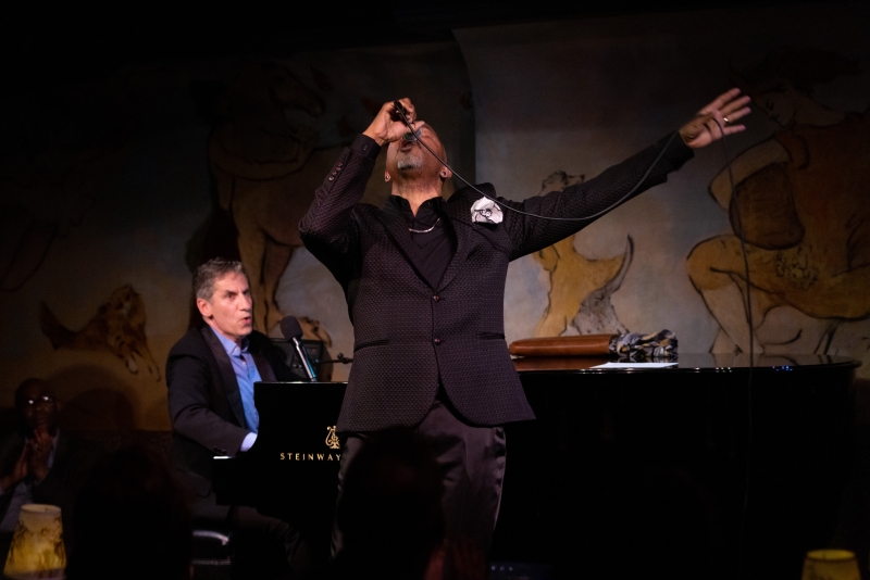 Review: SETH RUDETSKY Shares His “Dreamgirls” Obsession at Café Carlyle Image