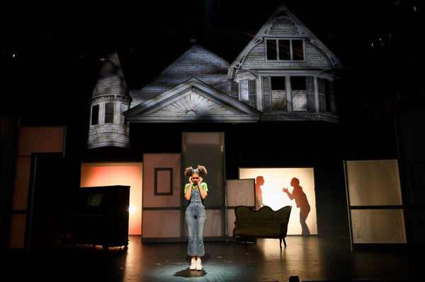Photos: First Look at FUN HOME at Berkeley Playhouse Image