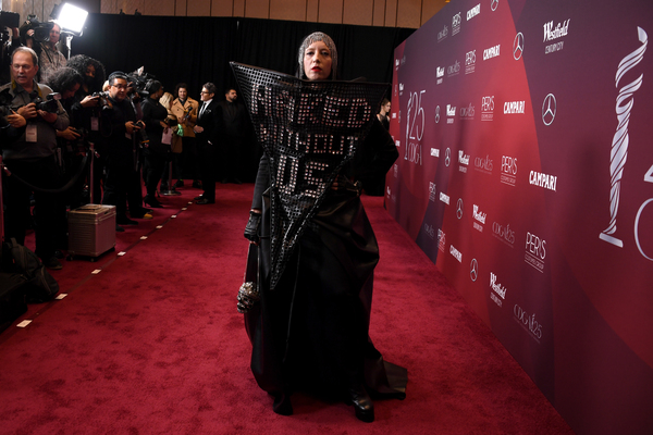 Photos: Bette Midler Honored at the 25th Costume Designers Guild Awards 