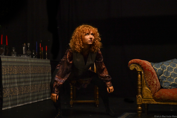 Photos: First Look At The World Premiere Of AN ABSOLUTE FARCE OF A MURDER MYSTERY Image
