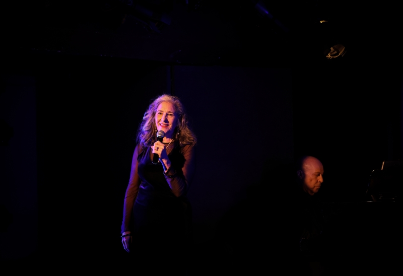 Photos: Ann Talman Encores ELIZABETH TAYLOR AND THE SHADOW OF HER SMILE at The Laurie Beechman Theatre 