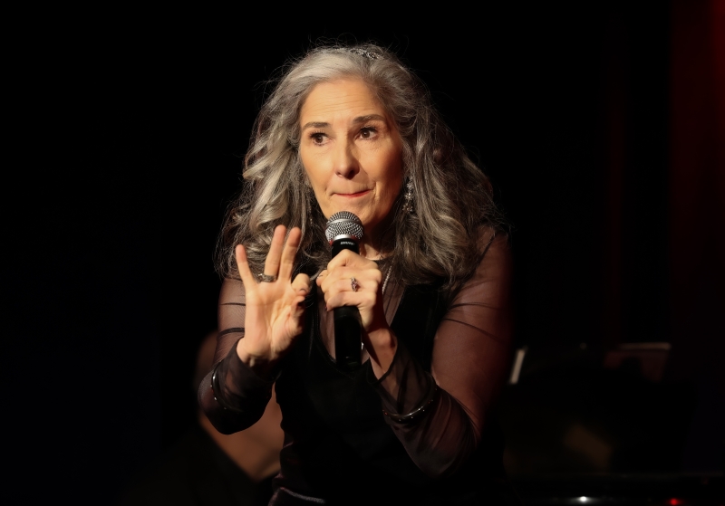 Photos: Ann Talman Encores ELIZABETH TAYLOR AND THE SHADOW OF HER SMILE at The Laurie Beechman Theatre 