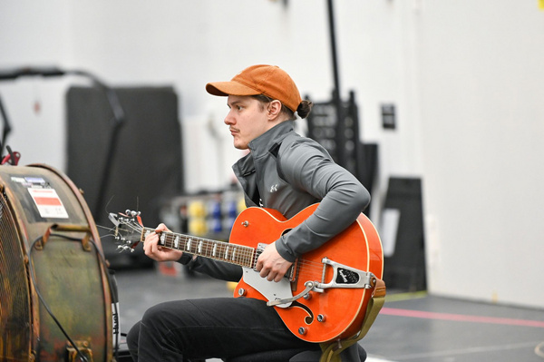 Photos: First Look At National Theatre Of Scotland's KIDNAPPED In Rehearsals Image