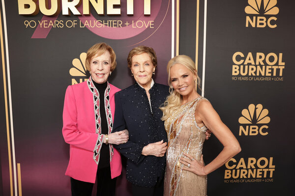 Carol Burnett, Julie Andrews, Kristin Chenoweth Photo