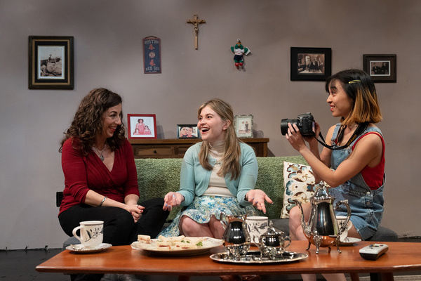 Photos: First Look at Open Fist's TO THE BONE at Theatre 68 Arts Complex Image