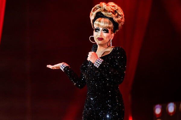 Photos: Graham Norton, Katherine Ryan, and More Take the Stage at JUST FOR LAUGHS LONDON FESTIVAL Image