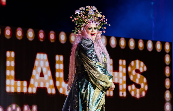 Photos: Graham Norton, Katherine Ryan, and More Take the Stage at JUST FOR LAUGHS LONDON FESTIVAL Image
