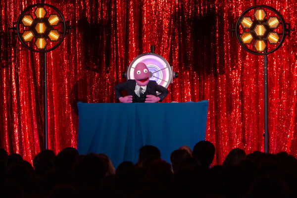 Photos: Graham Norton, Katherine Ryan, and More Take the Stage at JUST FOR LAUGHS LONDON FESTIVAL Image